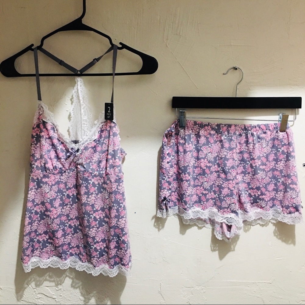 NWT➡️LAURA ASHLEY 2 piece pajama set grey floral
